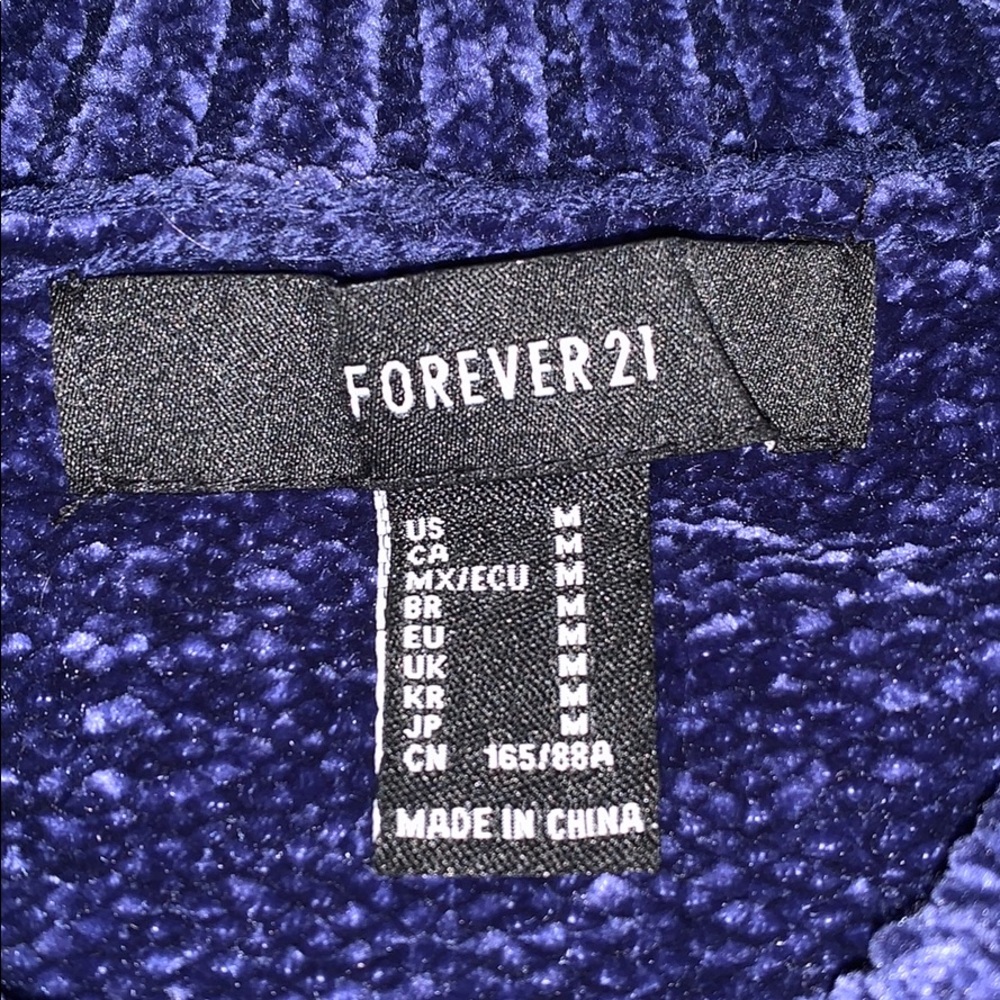 Soft sweater - Picture 2 of 2